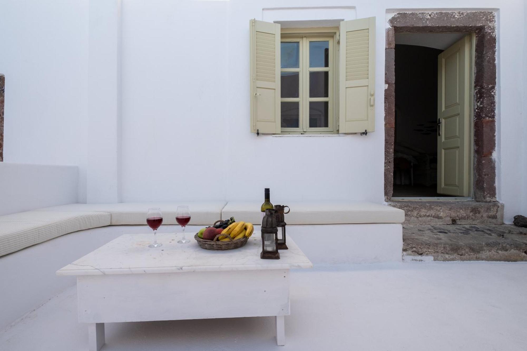 Art Canava Luxury Villas ฟิรา ภายนอก รูปภาพ